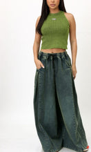 Load image into Gallery viewer, Tara Flair Jeans
