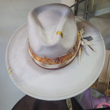 Load image into Gallery viewer, Hudson Vintage Wide Brim Fedora
