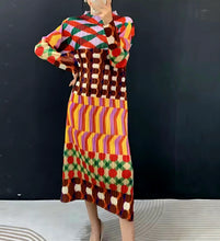 Load image into Gallery viewer, Gia Midi Dress
