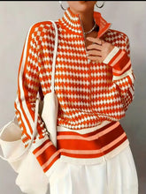 Load image into Gallery viewer, Shelly Zip Down Cardi
