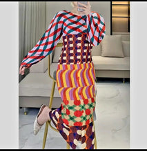 Load image into Gallery viewer, Gia Midi Dress
